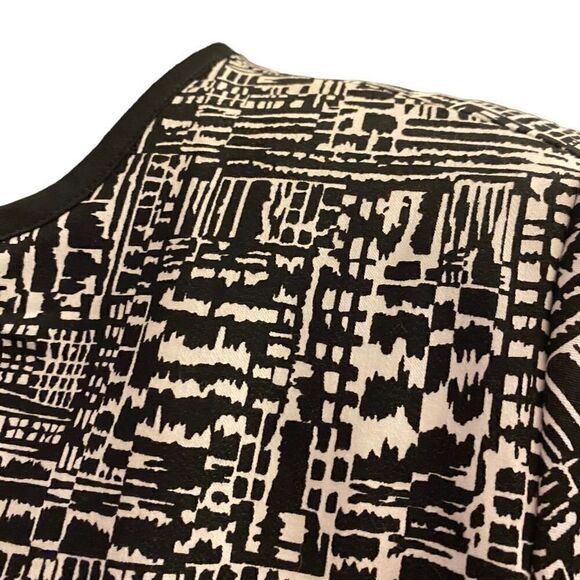 Alfred Dunner Black and White Full Zip Jacket Size 12p - Picture 5 of 13